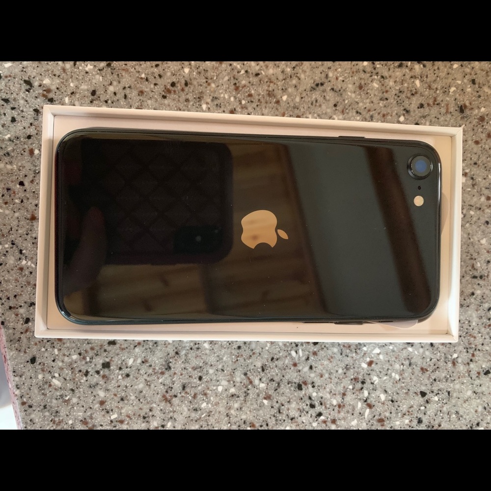 iPhone SE 2020